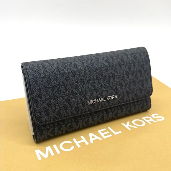 Michael Kors Large Trifold Wallet Black - Picture 1 of 7